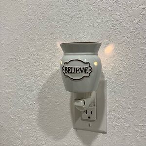 Scentsy "Believe" Mini Wax Warmer